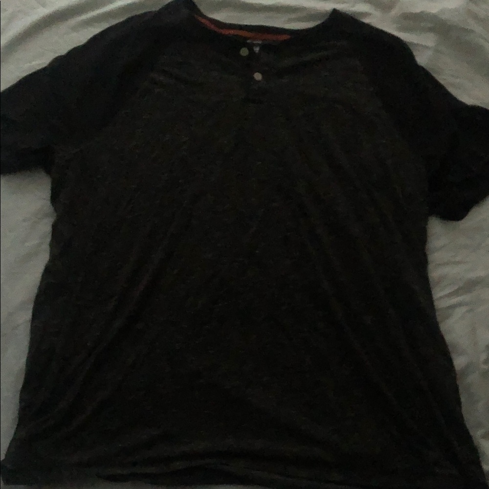 Men’s Black Henley T-Shirt | Casual Short Sleeve